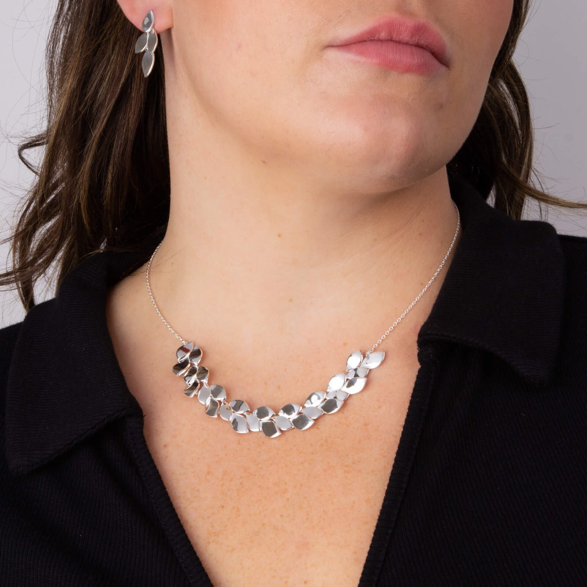 Flowing Petals Necklace