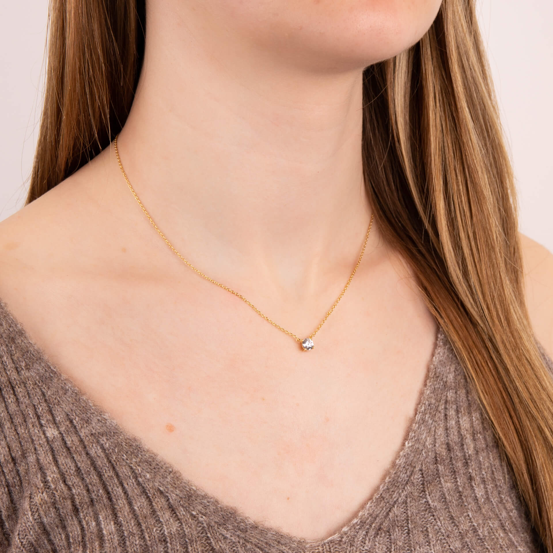 Four Claw Solitaire Necklace