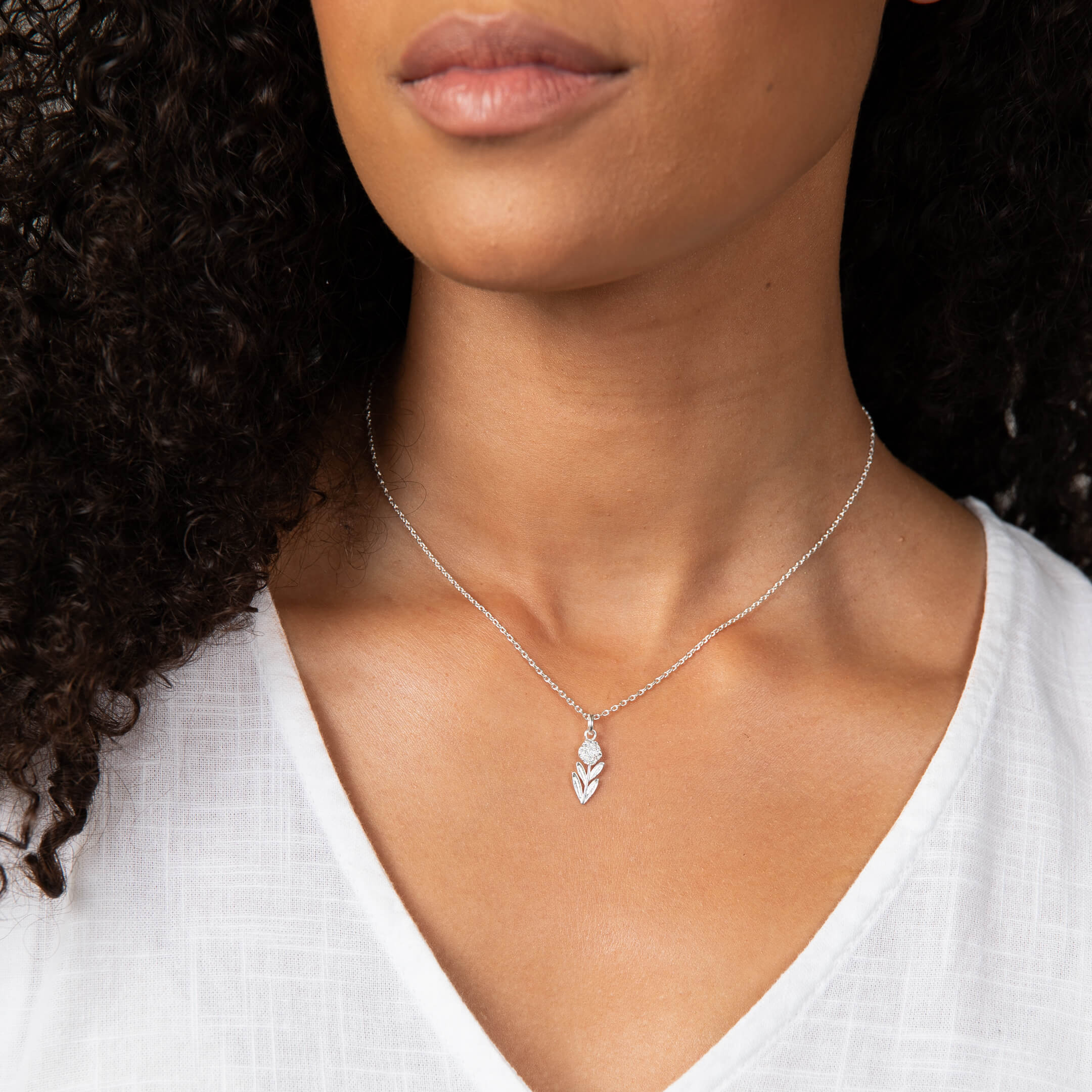 Full Flower Serena Necklace