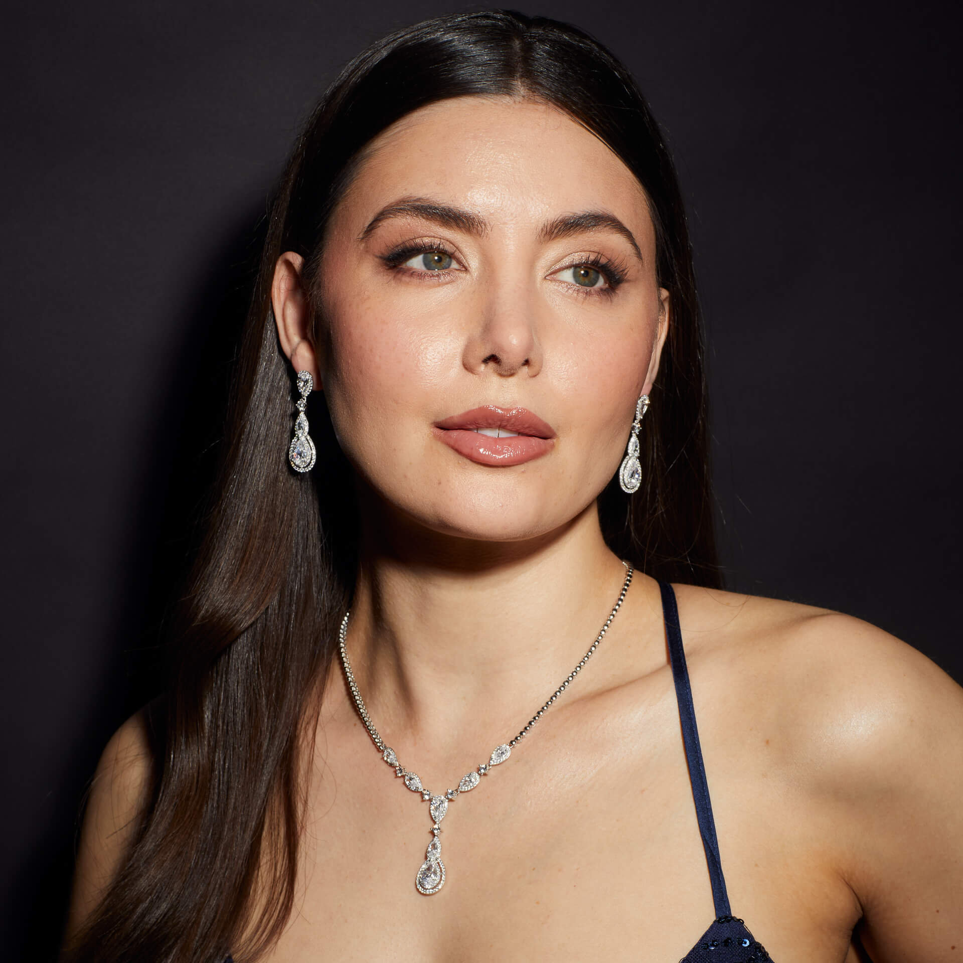 Statement Halo Teardrop Necklace