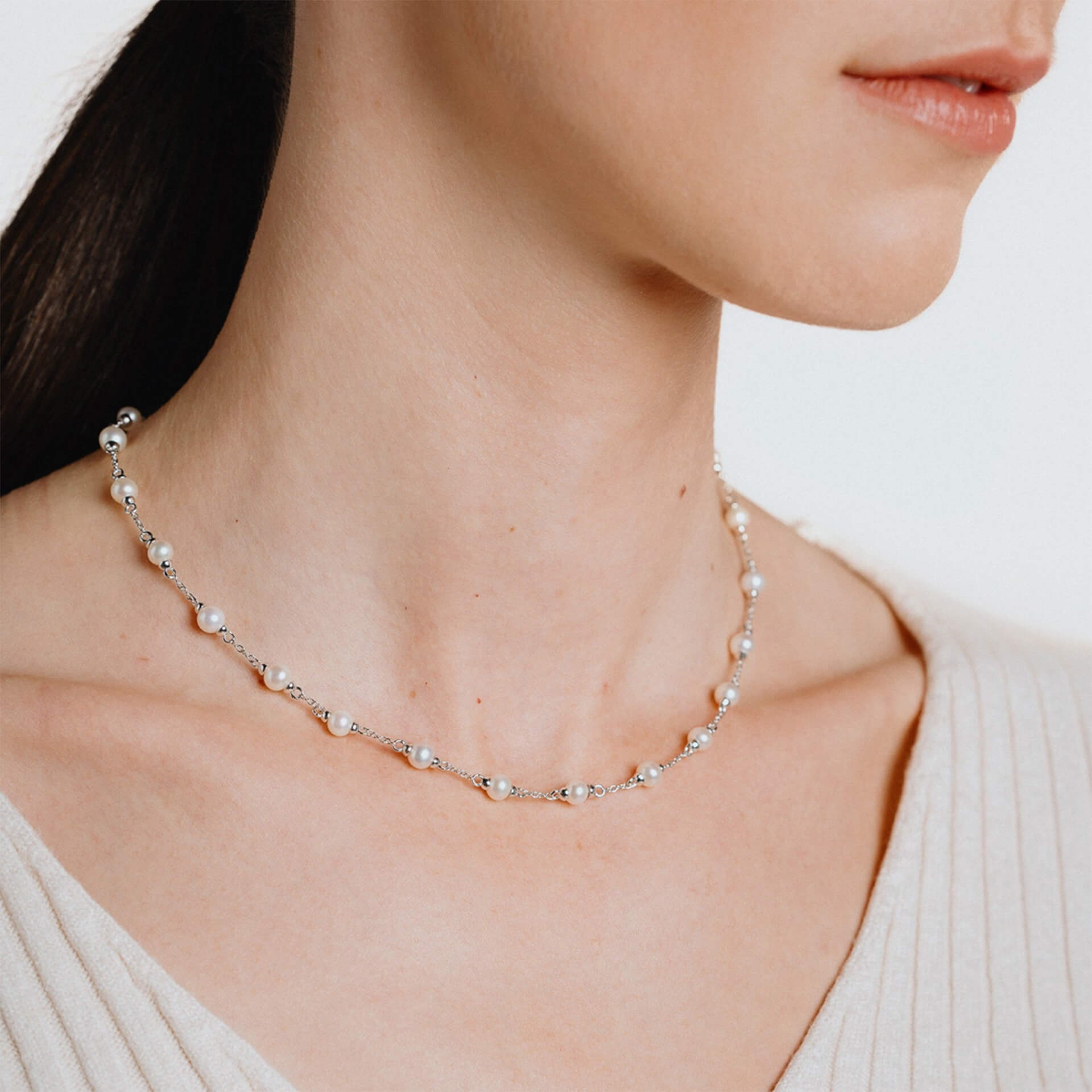 Shell Pearl Station Necklace