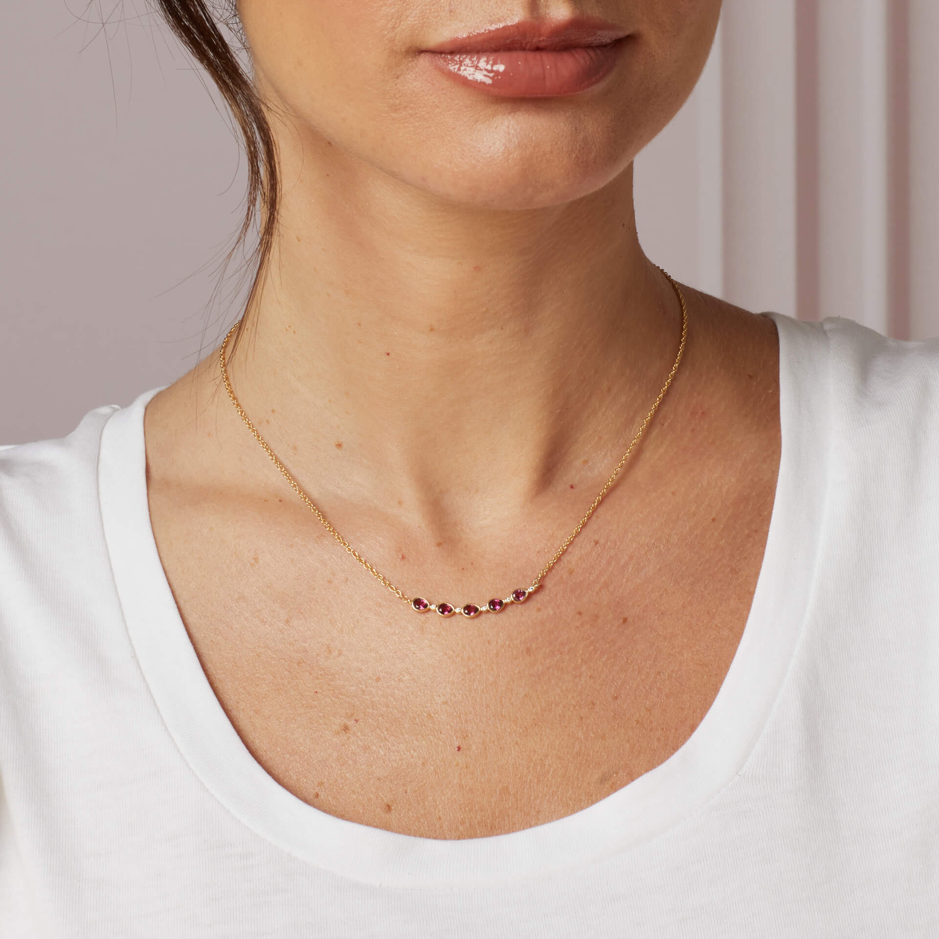 Thornage Flowers Necklace