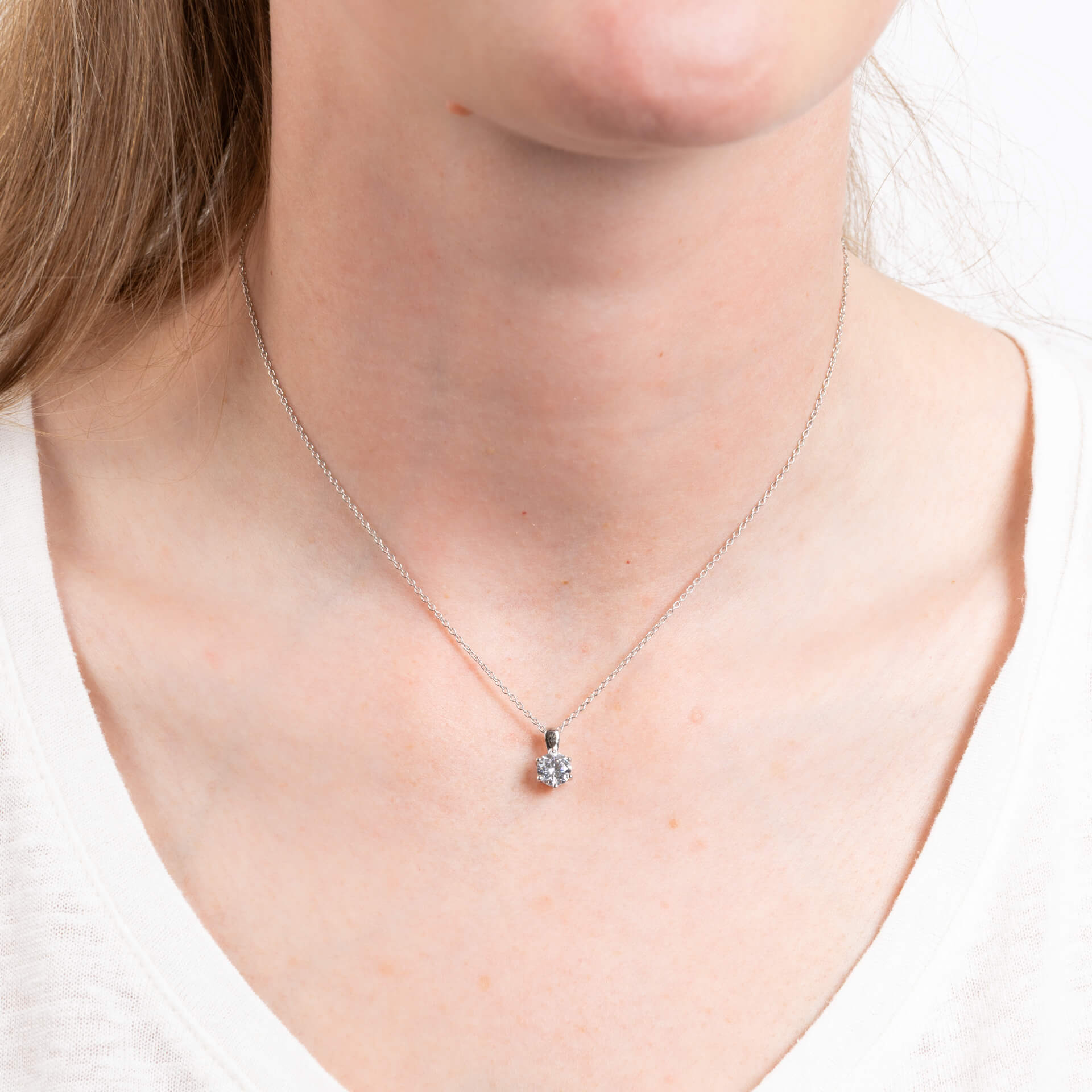 Six Claw Carat Pendant