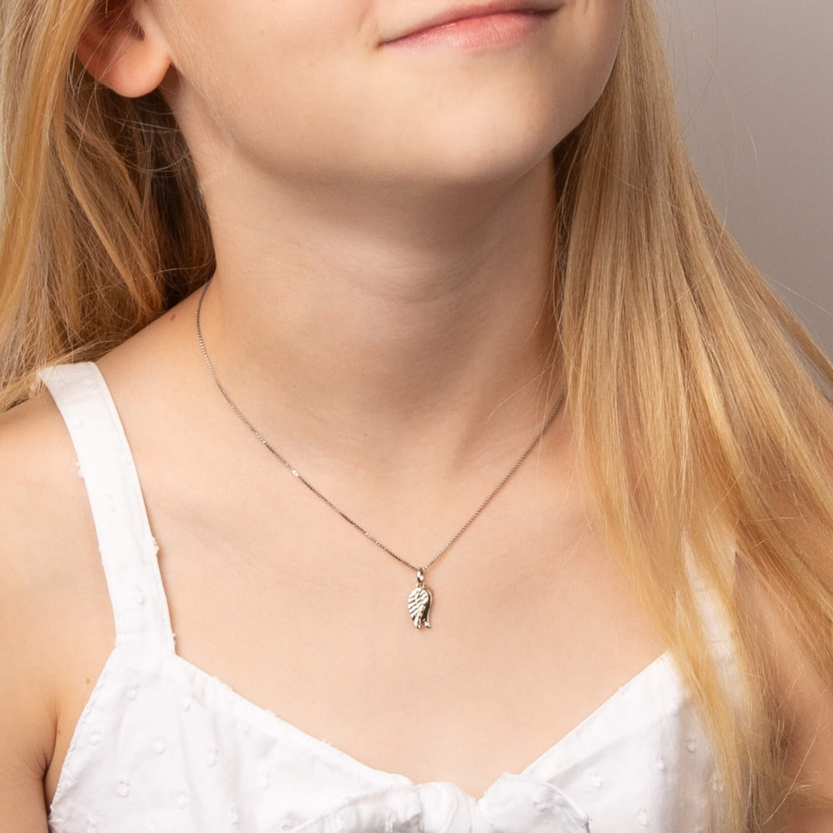 Wings Pendant with Diamond