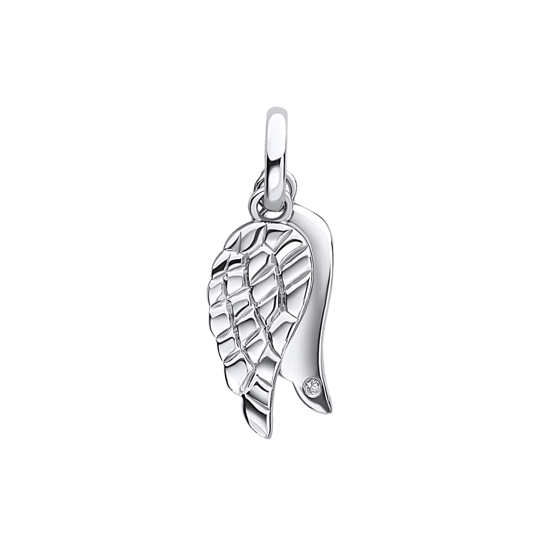 Wings Pendant with Diamond