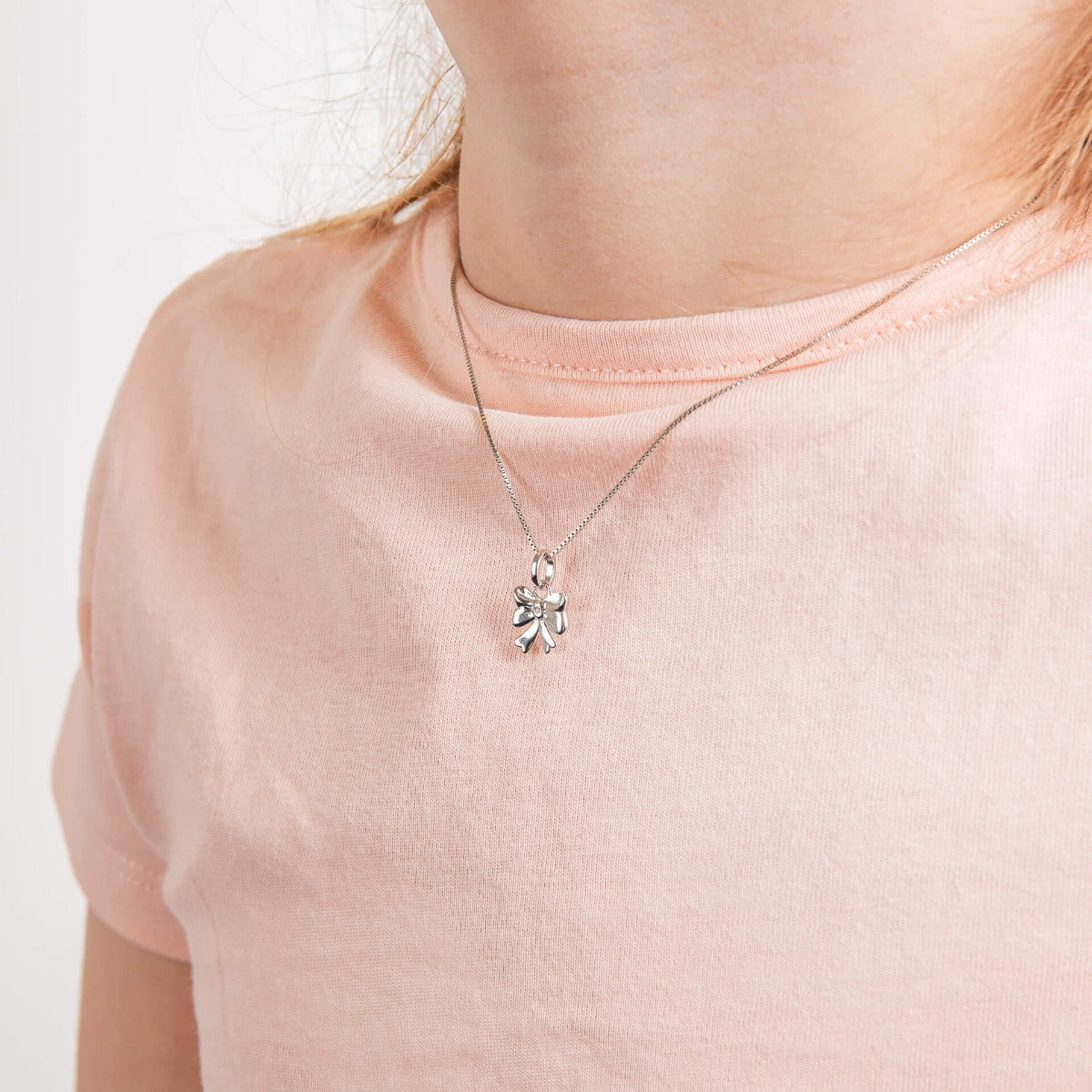 Bow Pendant with Diamond