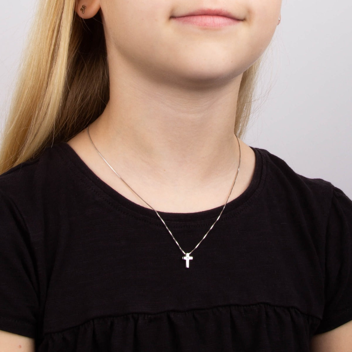Small Cross Pendant with Diamond