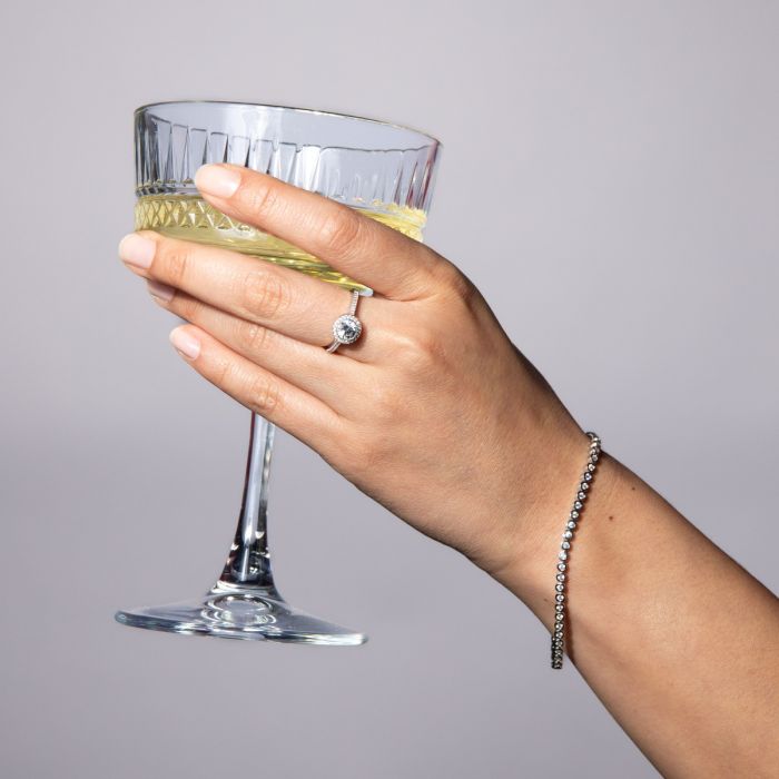Round Cluster Ring