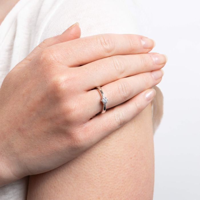 Six Claw Carat Ring