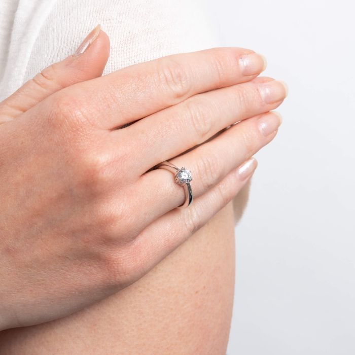 Six Claw Carat Ring