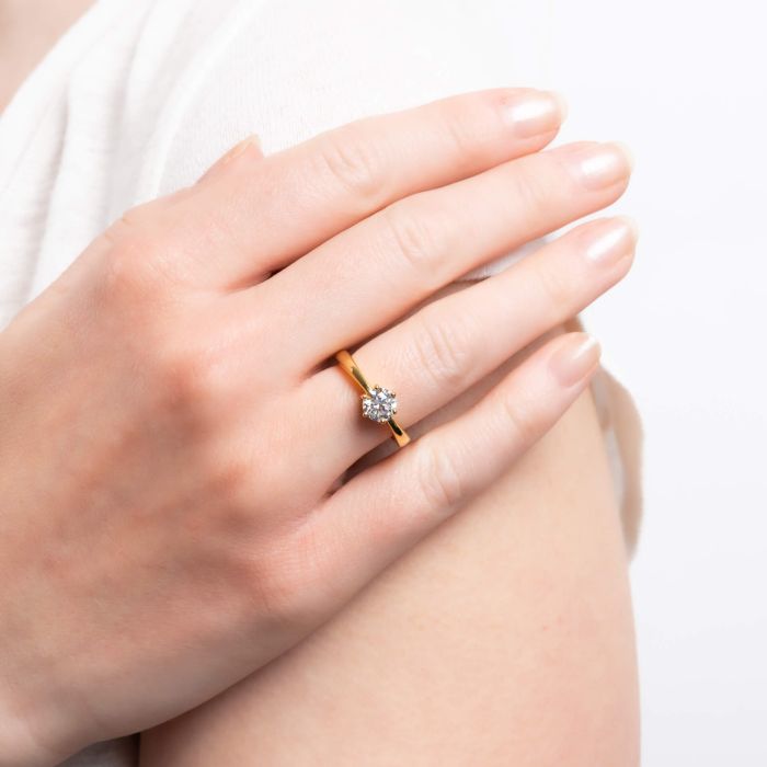 Six Claw Carat Ring
