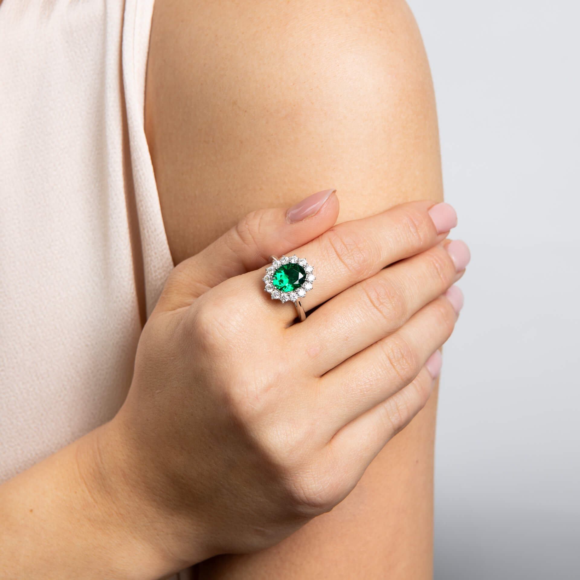 Oval Ring with Surround